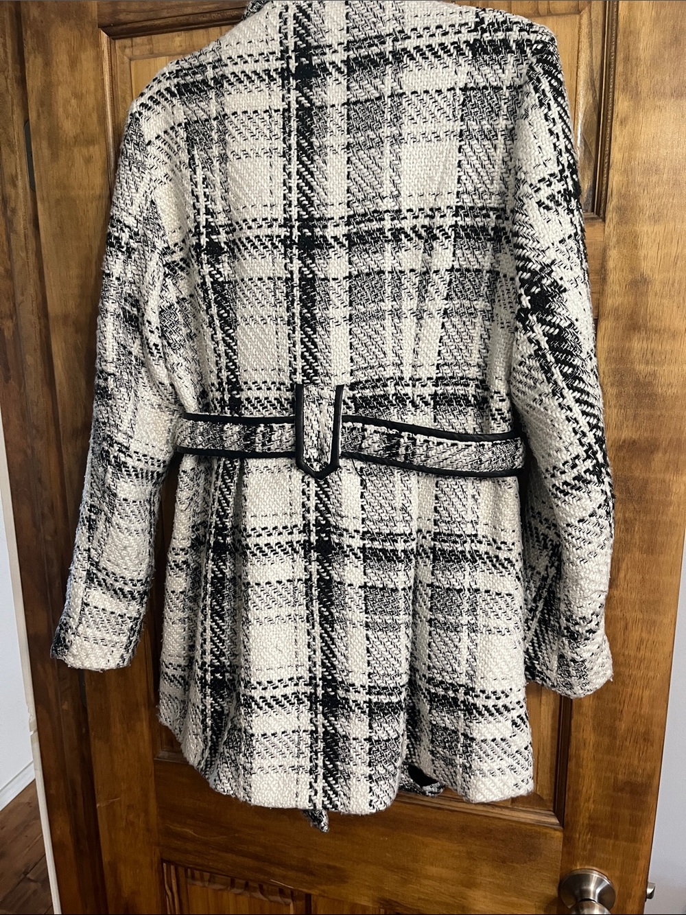Iz Byer Black & White Plaid Double-Breasted Pea Coat - Picture 4 of 4